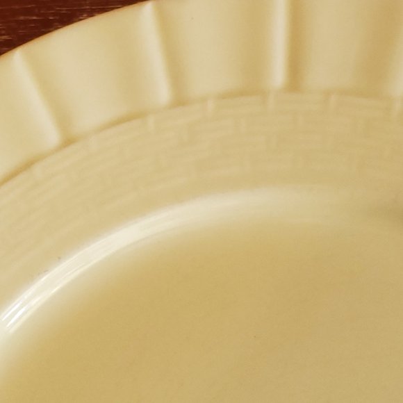 Martha Stewart MSE Basketweave Pale Yellow Dinner Plate 11" - Picture 2 of 5